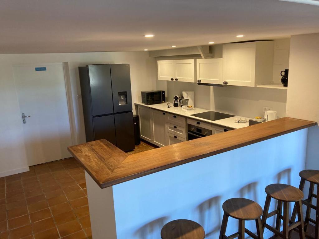 Maison, Canal Du Midi Piscine Homps  Zewnętrze zdjęcie