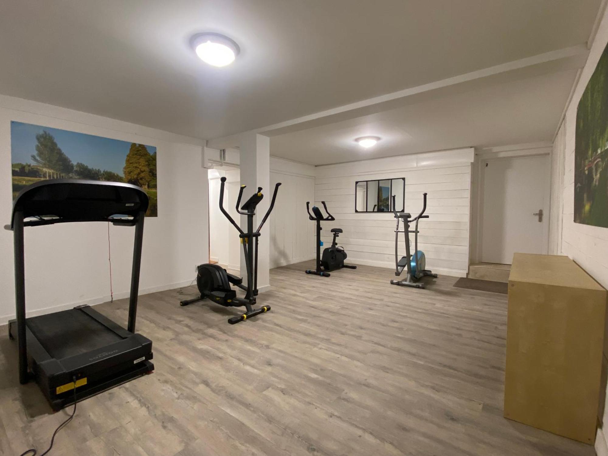 Maison, Canal Du Midi Piscine Homps  Zewnętrze zdjęcie